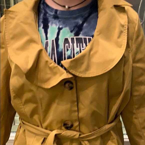 Sandro Studio mustard yellow raincoat - Picture 2 of 4